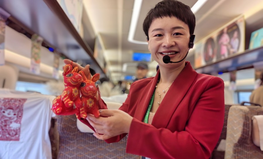 給永偉要新稿(頭版)乘環行高鐵 趕“文旅(3470237)-20230319150934.jpg